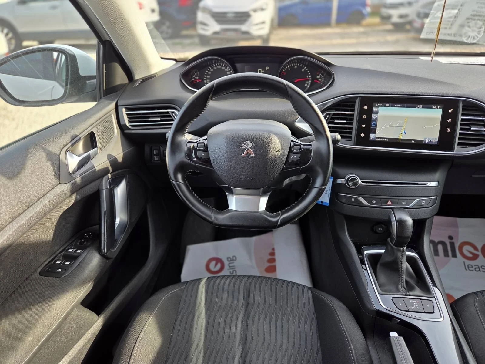 Peugeot 308 1.6HDI* AUT* NAVI* FUL!!TOP - изображение 10