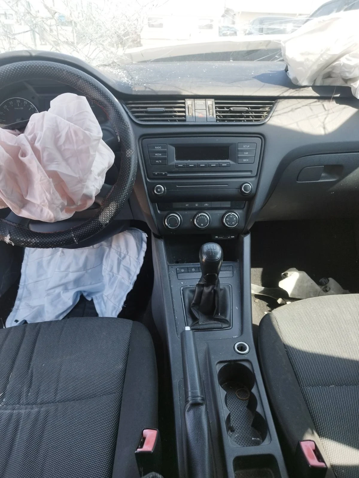 Skoda Octavia 1.6 tdi - изображение 5