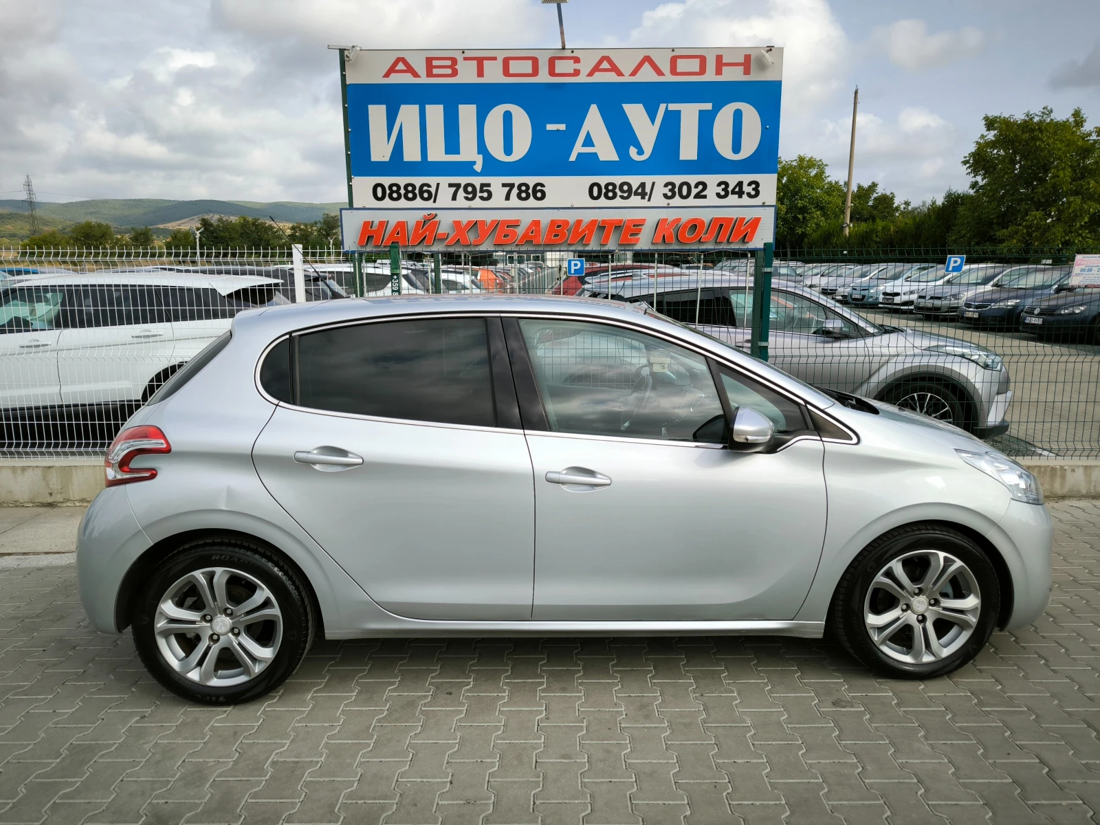 Peugeot 208 1, 6HDi-92k.c.HABИ, LED, EBPO 5B! - изображение 7