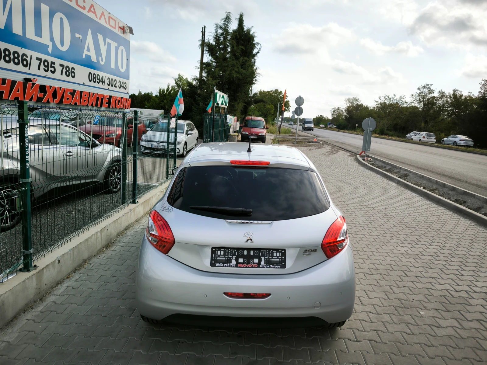 Peugeot 208 1, 6HDi-92k.c.HABИ, LED, EBPO 5B! - изображение 5