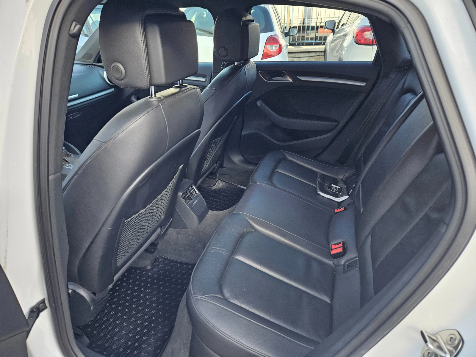 Audi A3 2.0 TFSI - изображение 8