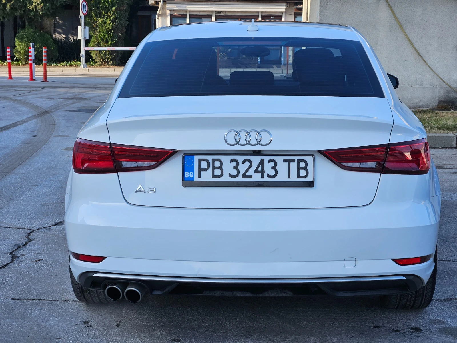 Audi A3 2.0 TFSI - изображение 4