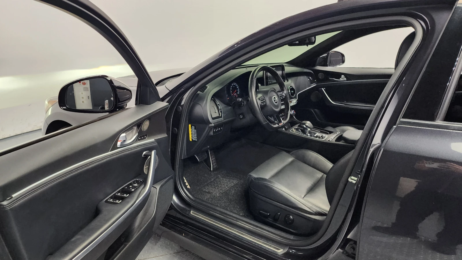 Kia Stinger 2.0T AWD PLATINUM | Mobile.bg   9