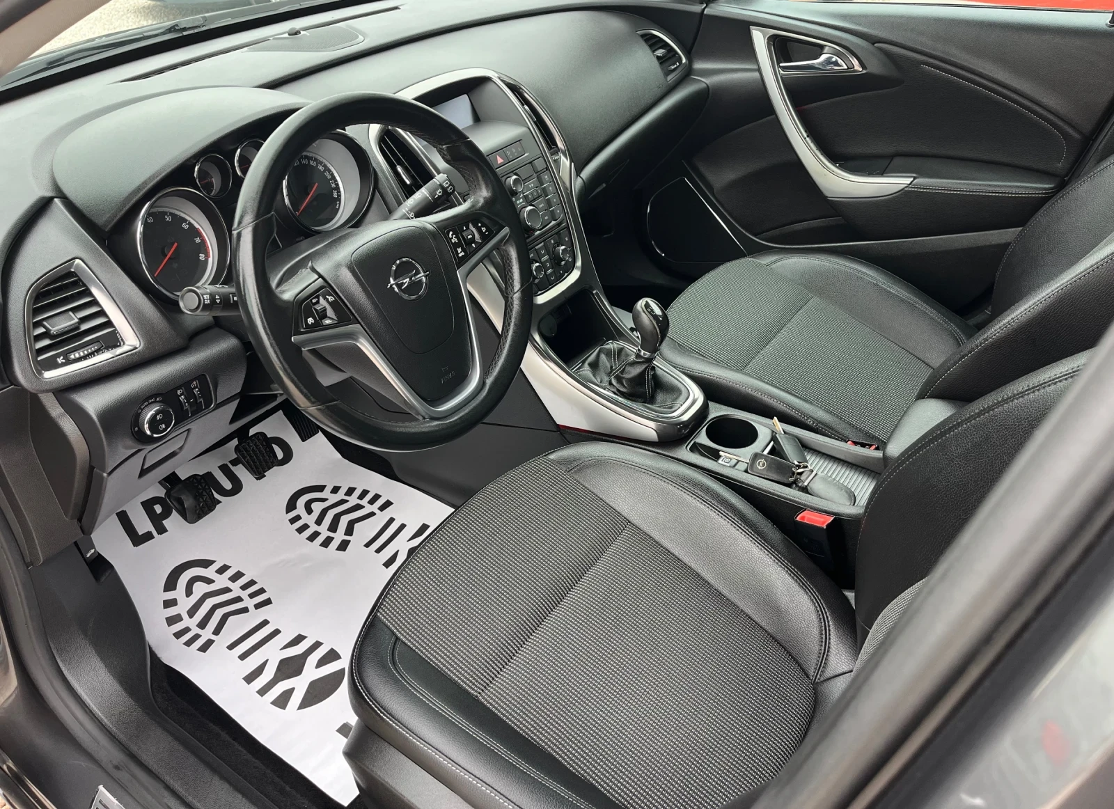 Opel Astra 1.4i* 100k.c* COSMO*  - изображение 7