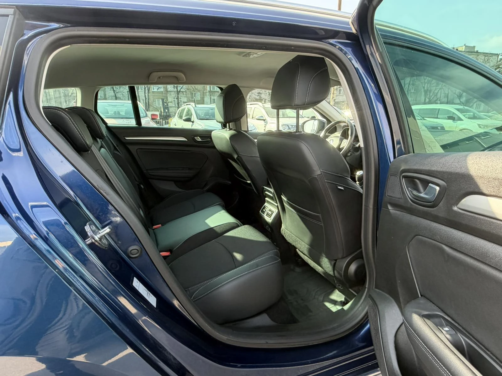 Renault Megane 1.5blueDCi/115k.c./Intens/Grandtour, снимка 12 - Автомобили и джипове - 53711716