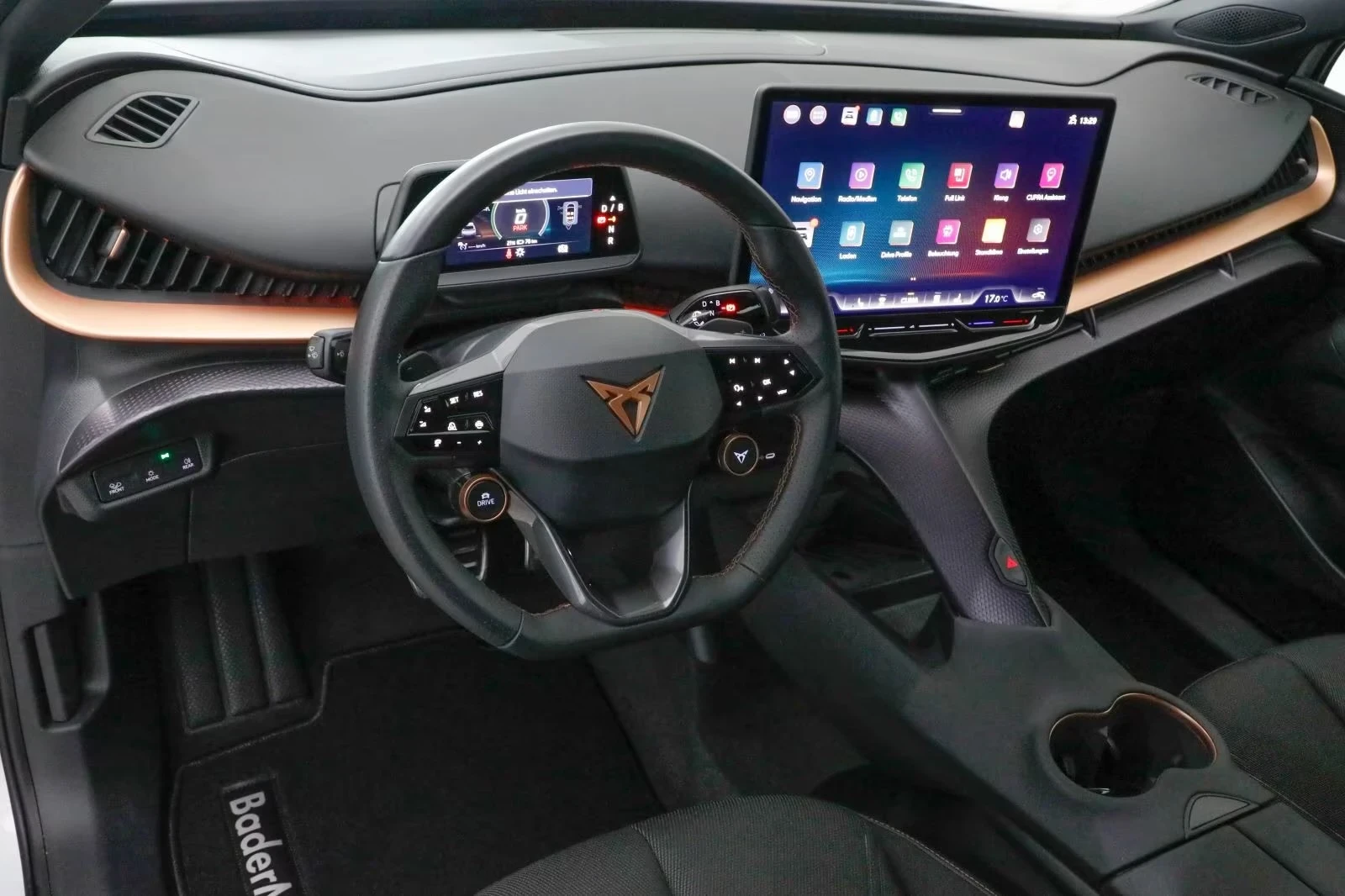 Cupra Tavascan Endurance 82kWh DISTRONIC Winter Pack Blind Spot , снимка 12 - Автомобили и джипове - 54181217