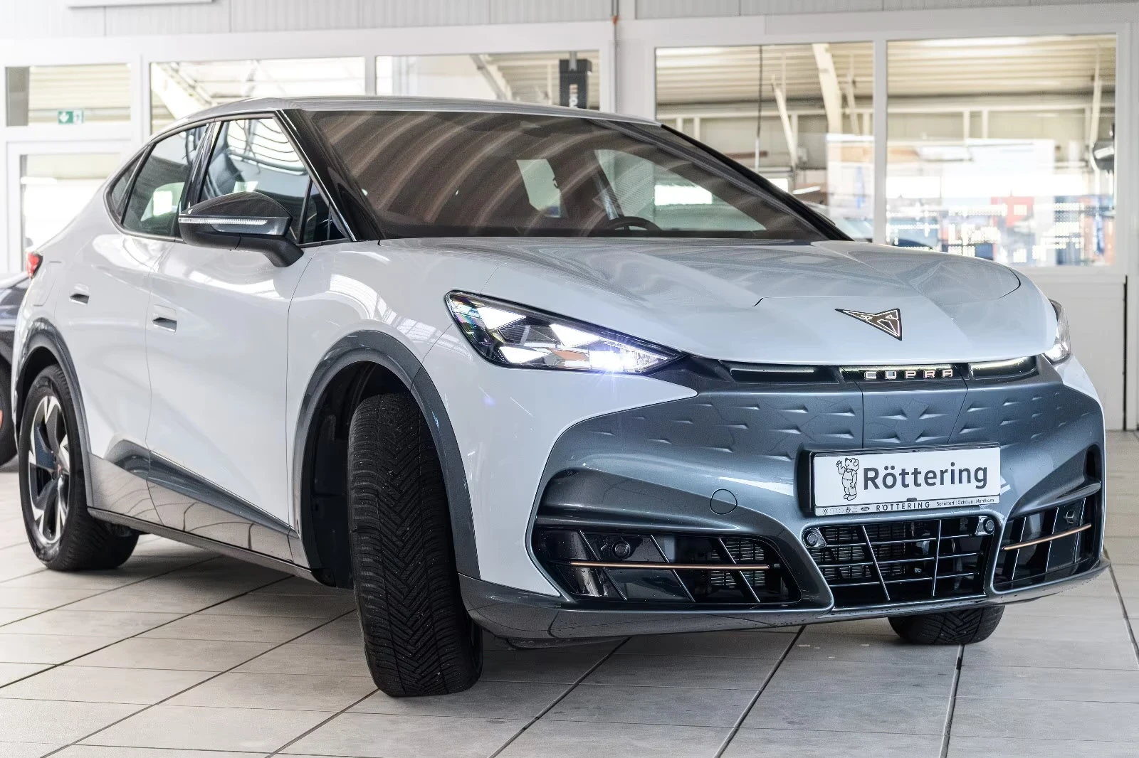 Cupra Tavascan Edge 82kWh DISTRONIC Winter Package Blind Spot  | Mobile.bg � ����������� 3