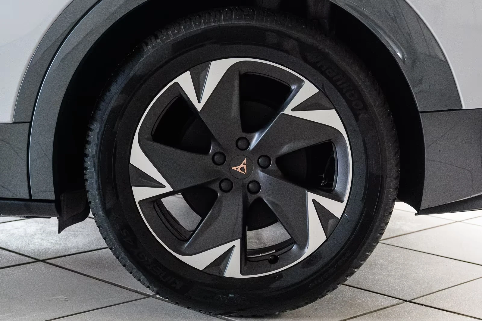 Cupra Tavascan Edge 82kWh DISTRONIC Winter Package Blind Spot  | Mobile.bg � ����������� 17