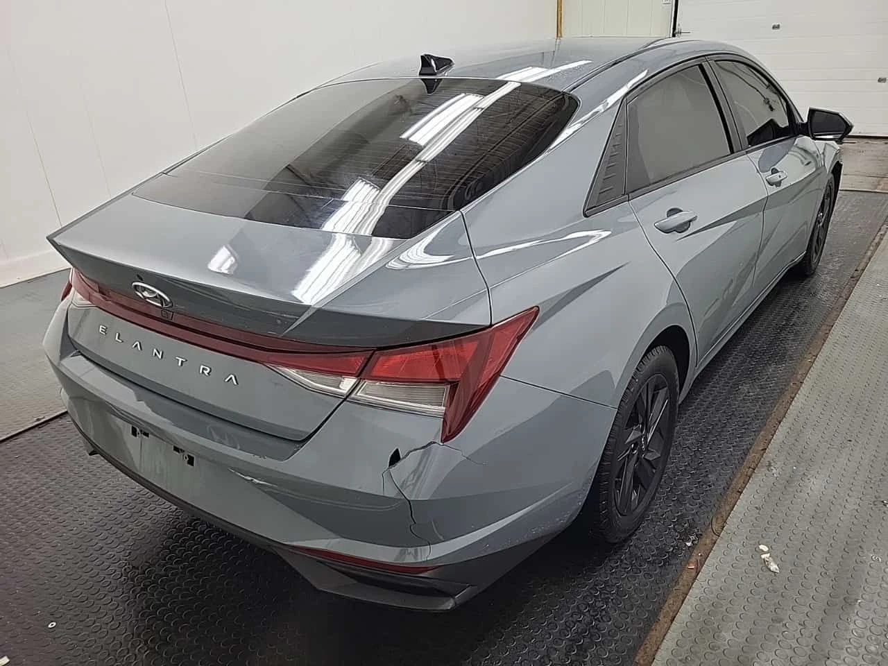 Hyundai Elantra * PREFERRED * CARFAX * 2 ����� * ������� *  | Mobile.bg � ����������� 3