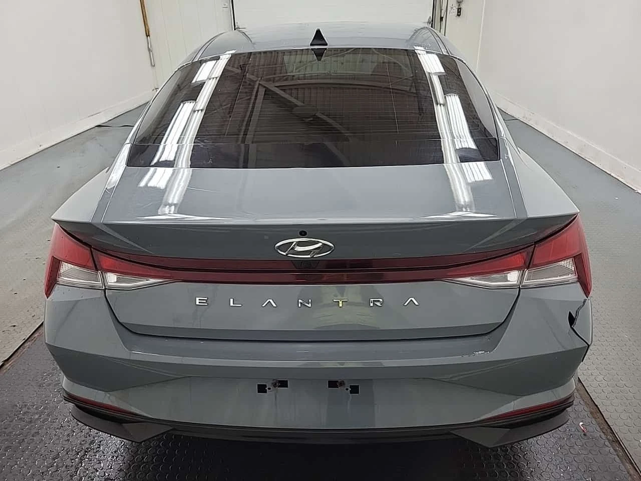 Hyundai Elantra * PREFERRED * CARFAX * 2 ����� * ������� *  | Mobile.bg � ����������� 5