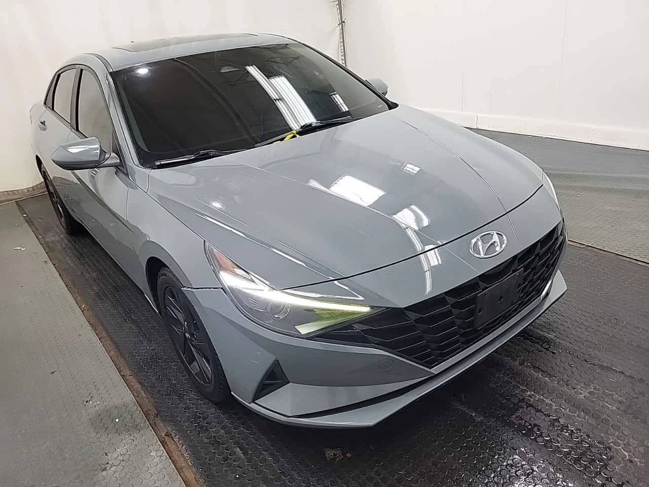 Hyundai Elantra * PREFERRED * CARFAX * 2 ����� * ������� *  | Mobile.bg � ����������� 2