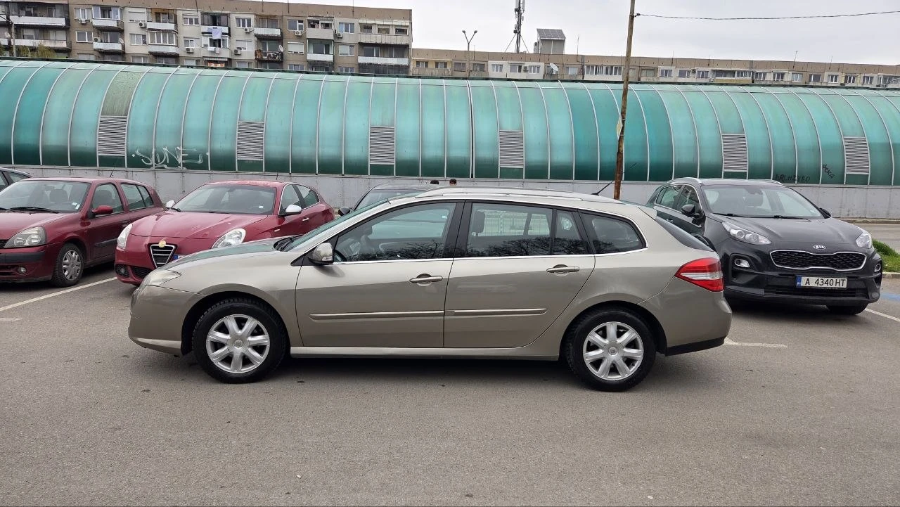 Renault Laguna, снимка 10 - Автомобили и джипове - 54245837