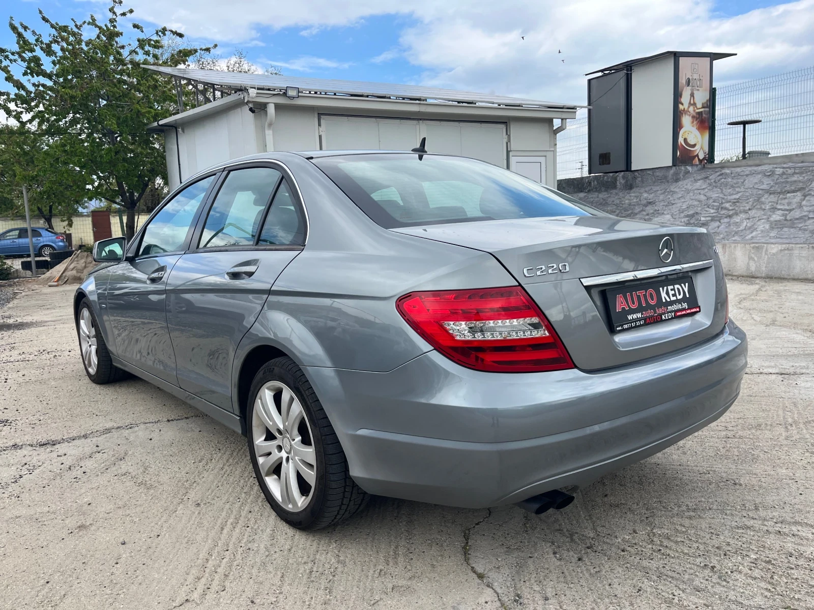 Mercedes-Benz C 220 CDI Avantgarde , снимка 4 - Автомобили и джипове - 54391287