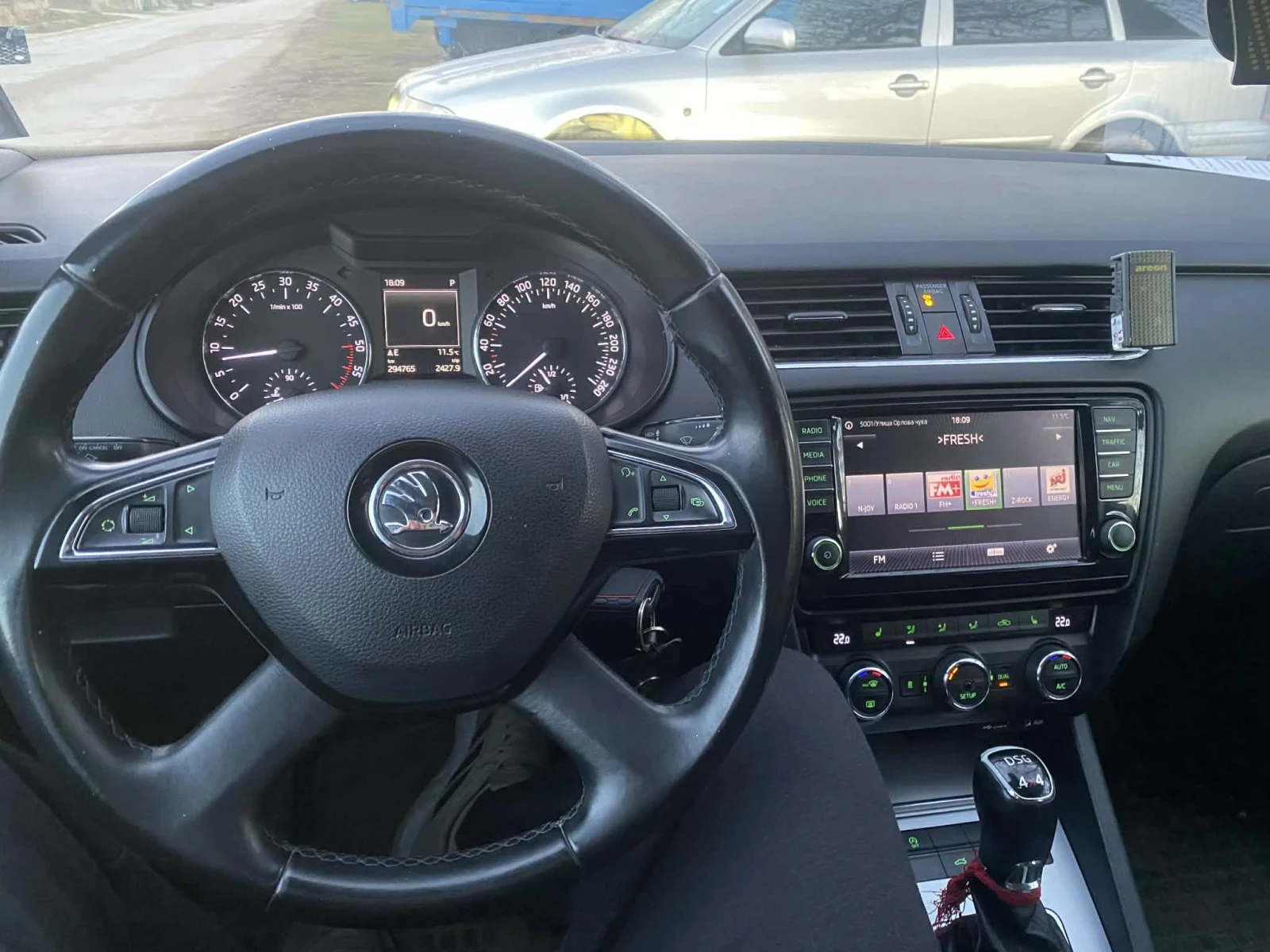 Skoda Octavia, снимка 3 - Автомобили и джипове - 54511132
