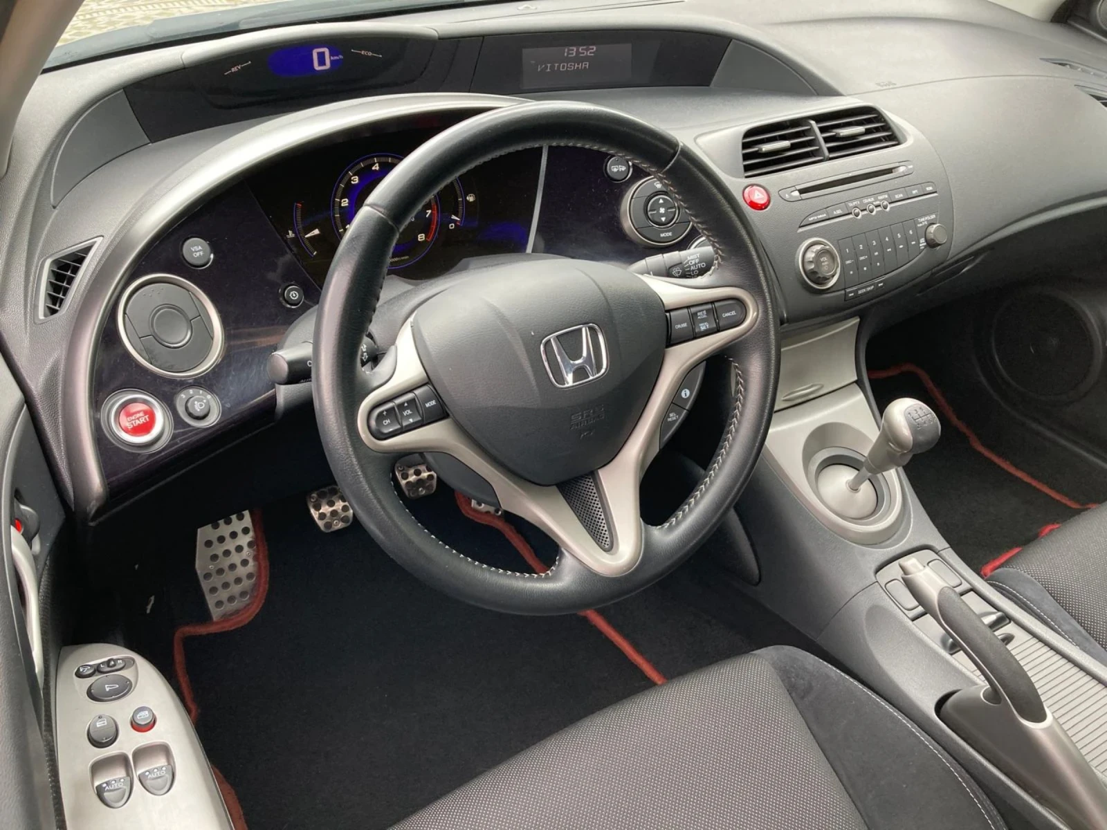 Honda Civic TypeS, 1.8i 140к.с., бензин, снимка 8 - Автомобили и джипове - 54651492