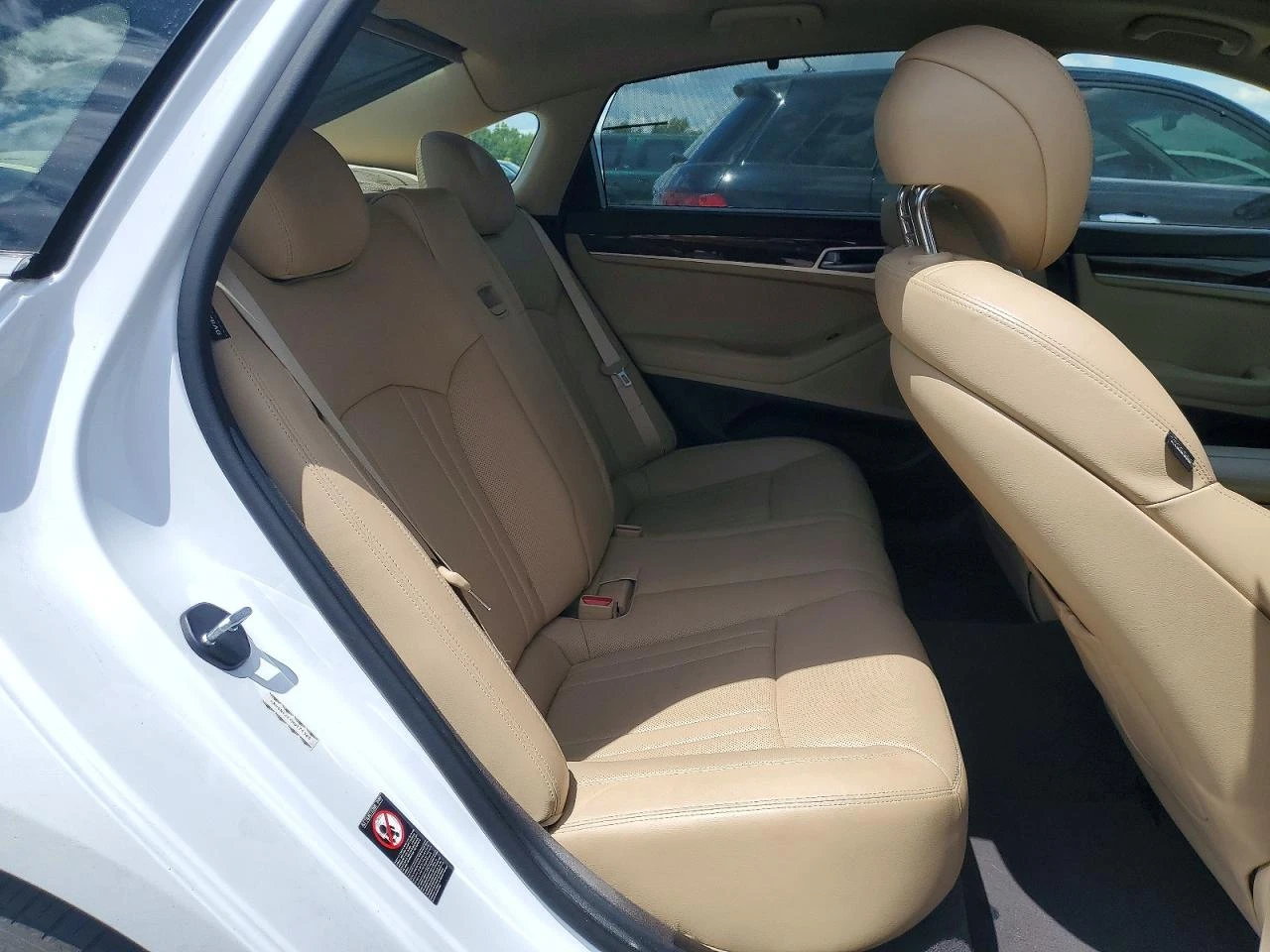 Genesis G80 3.8l 3.8, снимка 10 - Автомобили и джипове - 54882242