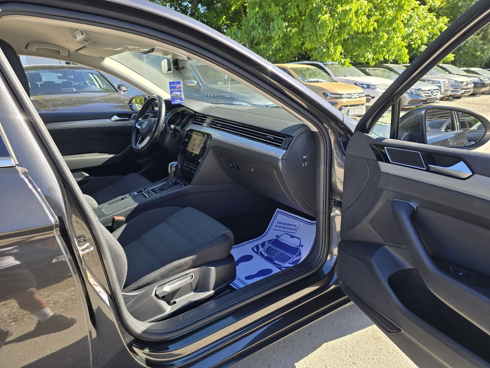 VW Passat 2.0TDI 150к.с Business DSG, снимка 13 - Автомобили и джипове - 54932512