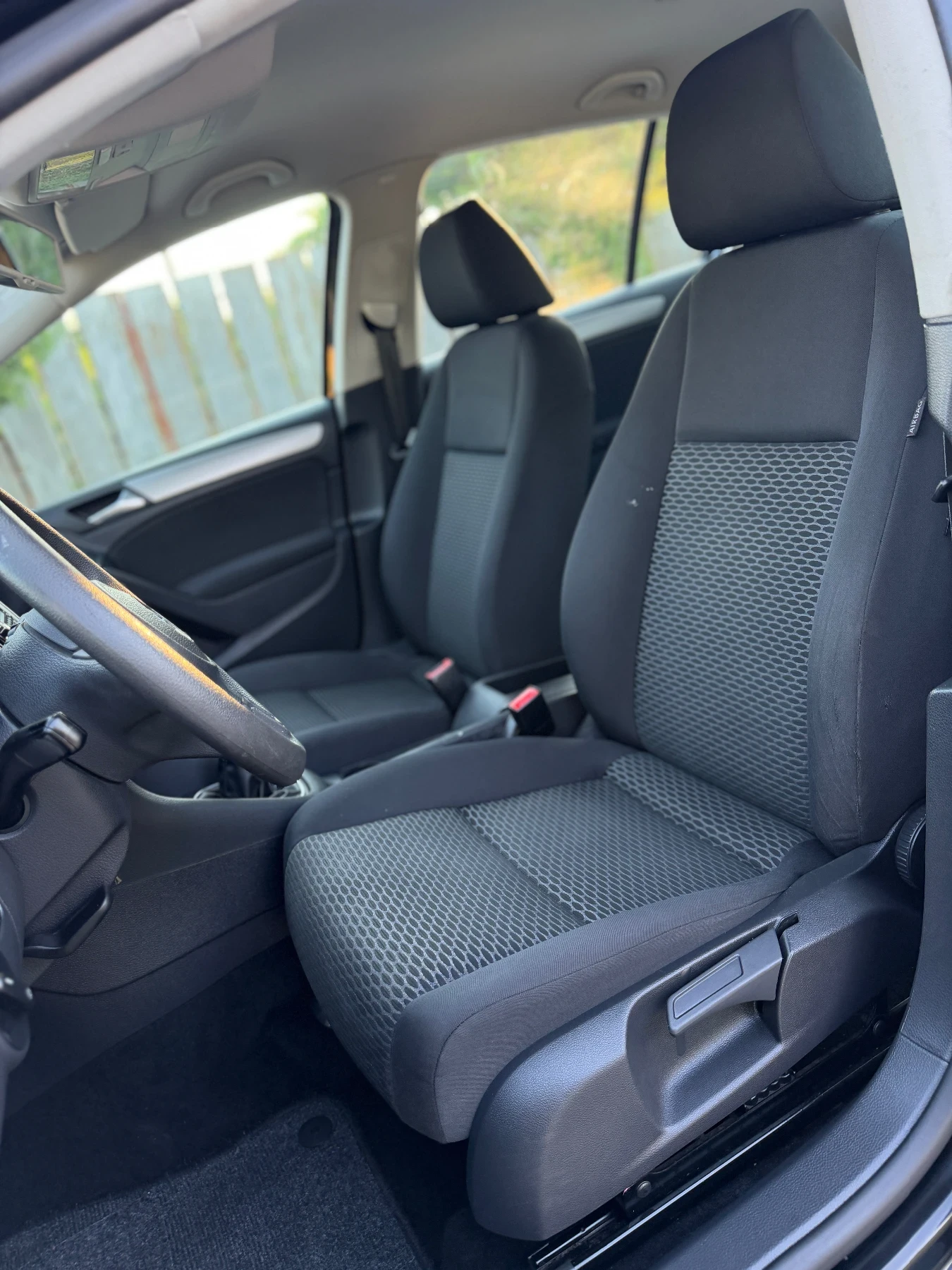 VW Golf 2.0 TDI, снимка 11 - Автомобили и джипове - 55055765