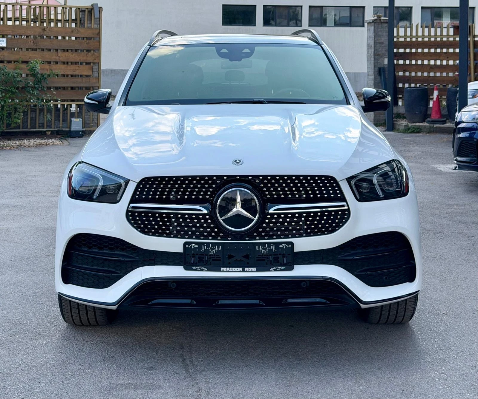 Mercedes-Benz GLE 450 4Matic AMG-Pack NightPack, снимка 3 - Автомобили и джипове - 55568798
