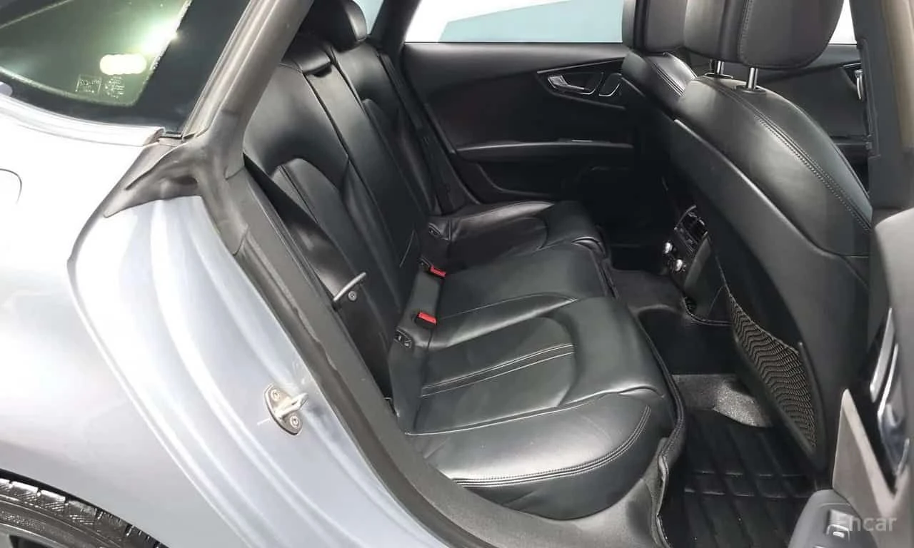 Audi A7 50 TDI Quattro | АВТОКРЕДИТ БЕЗ ПЪРВОНАЧАЛНА , снимка 12 - Автомобили и джипове - 55619244