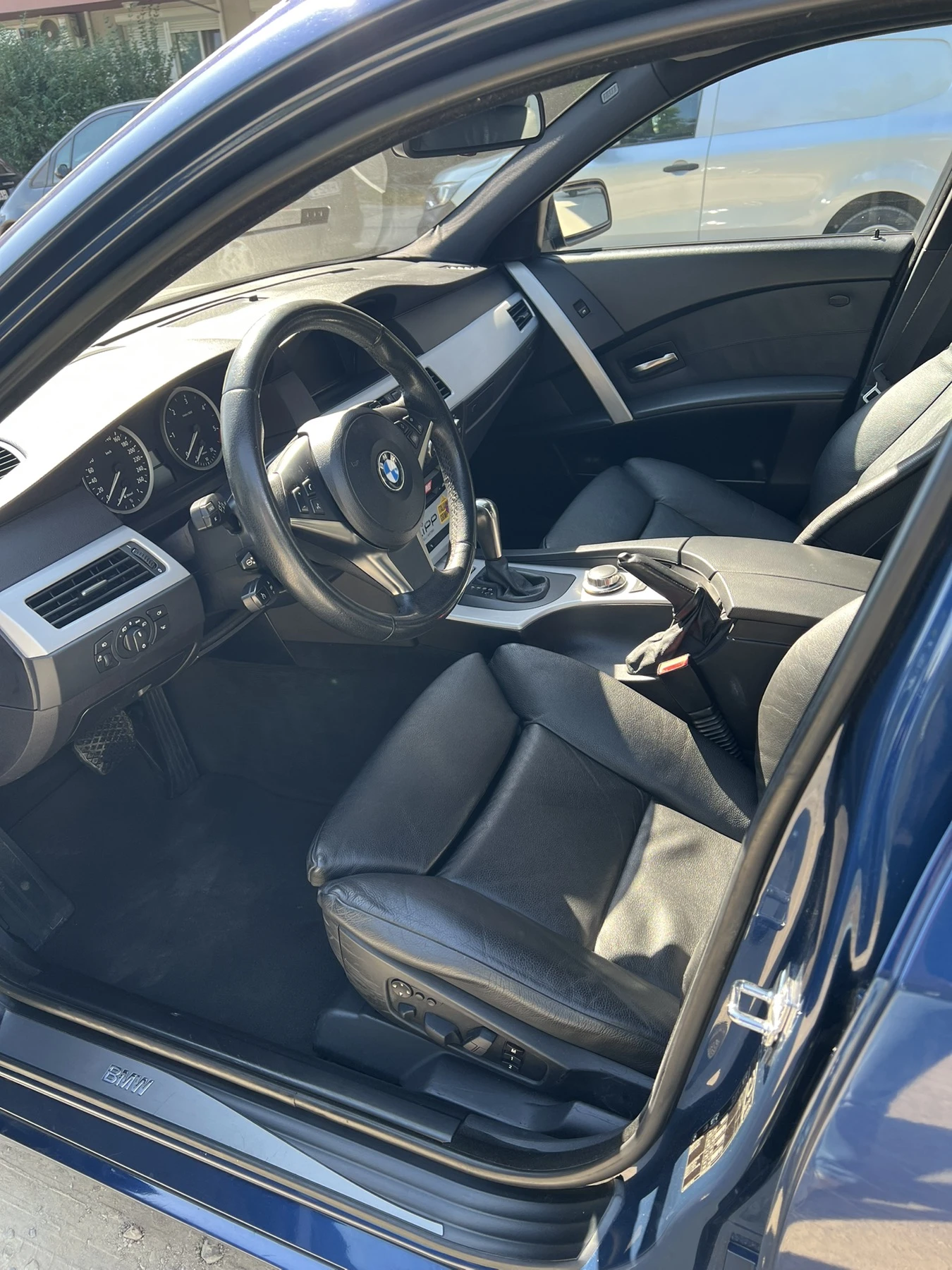 BMW 530, снимка 8 - Автомобили и джипове - 55942640