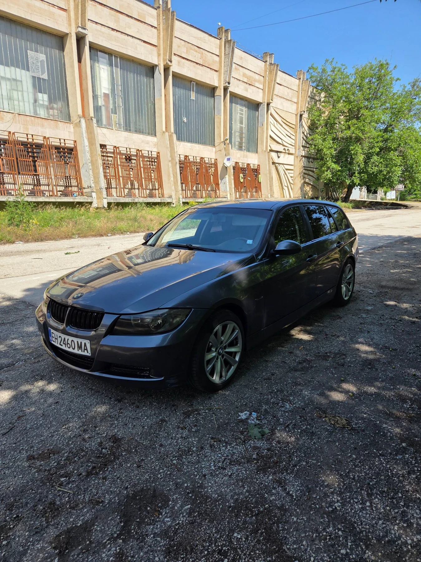 BMW 320