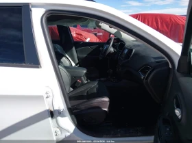 Jeep Cherokee 2.4l Altitude Lux 4X4, снимка 5