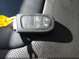 Jeep Cherokee 2.4l Altitude Lux 4X4 - 19900 € / 38921.02 лв. - 77456919 11