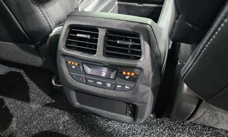 Honda Pilot Iii 3.5, снимка 15 - Автомобили и джипове - 51439950