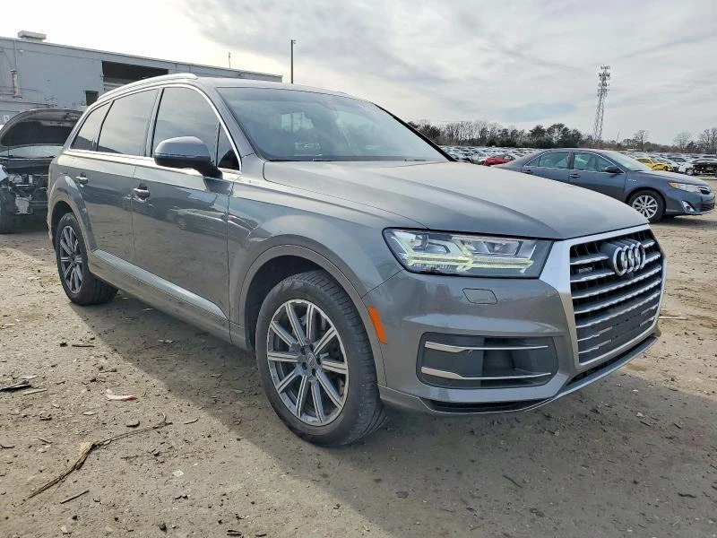 Audi Q7 PREMIUM PLUS* CARFAX* КЛИП НА МОТОР* Кожа* Погрев* - изображение 4