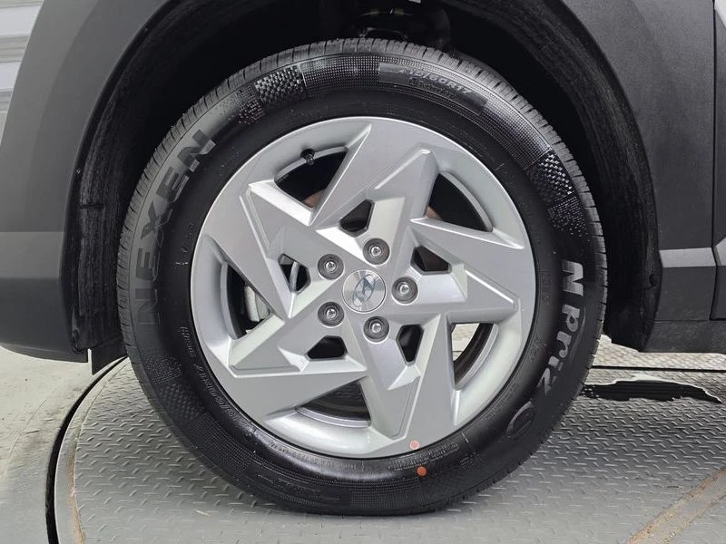 Hyundai Kona 1.6 Automatic, снимка 5 - Автомобили и джипове - 55769380