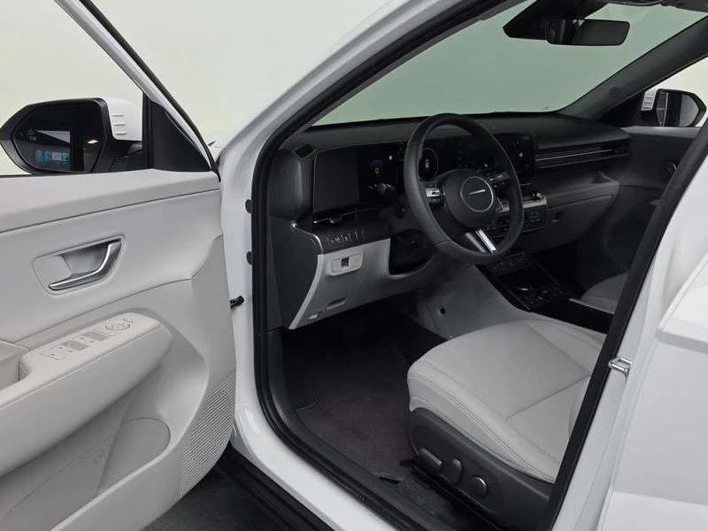 Hyundai Kona 1.6 Automatic, снимка 10 - Автомобили и джипове - 55769380