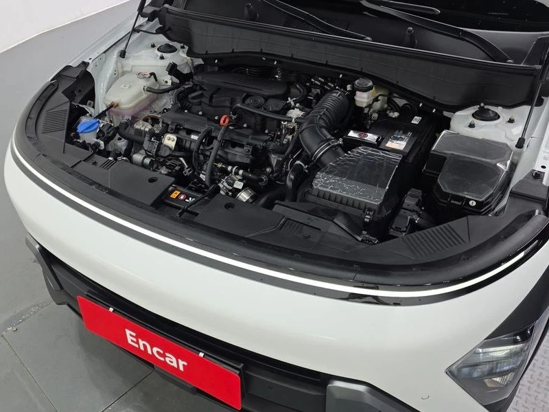 Hyundai Kona 1.6 Automatic, снимка 6 - Автомобили и джипове - 55769380