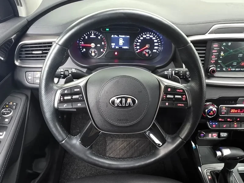 Kia Sorento 2.2 4Wd - САМО 30% АВАНС!, снимка 15 - Автомобили и джипове - 56017215
