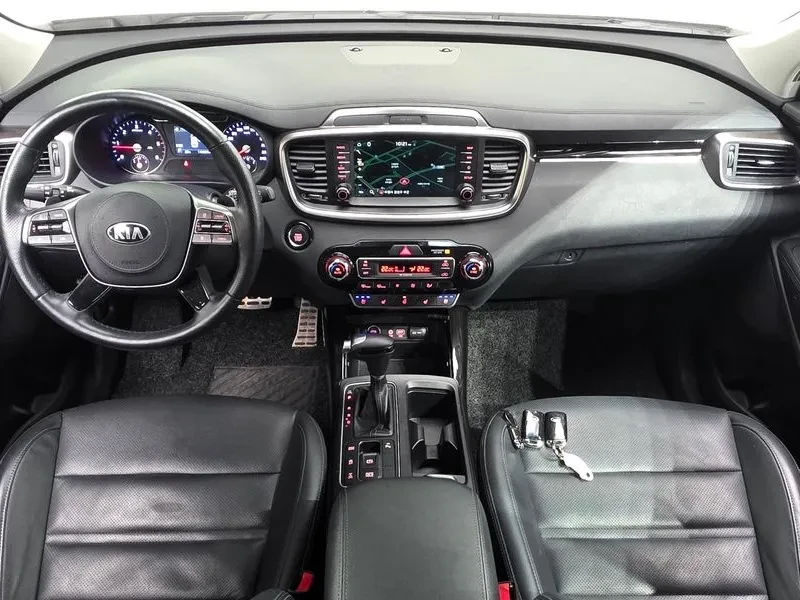 Kia Sorento 2.2 4Wd - САМО 30% АВАНС!, снимка 7 - Автомобили и джипове - 56017215