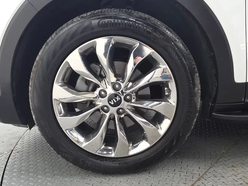 Kia Sorento 2.2 4Wd - САМО 30% АВАНС!, снимка 5 - Автомобили и джипове - 56017215