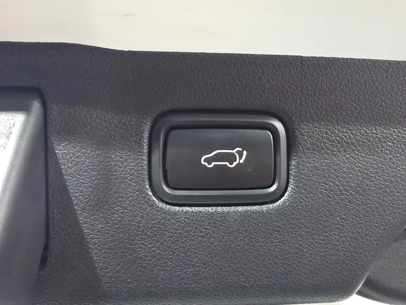 Kia Sorento 2.2 4Wd - САМО 30% АВАНС!, снимка 17 - Автомобили и джипове - 56017215