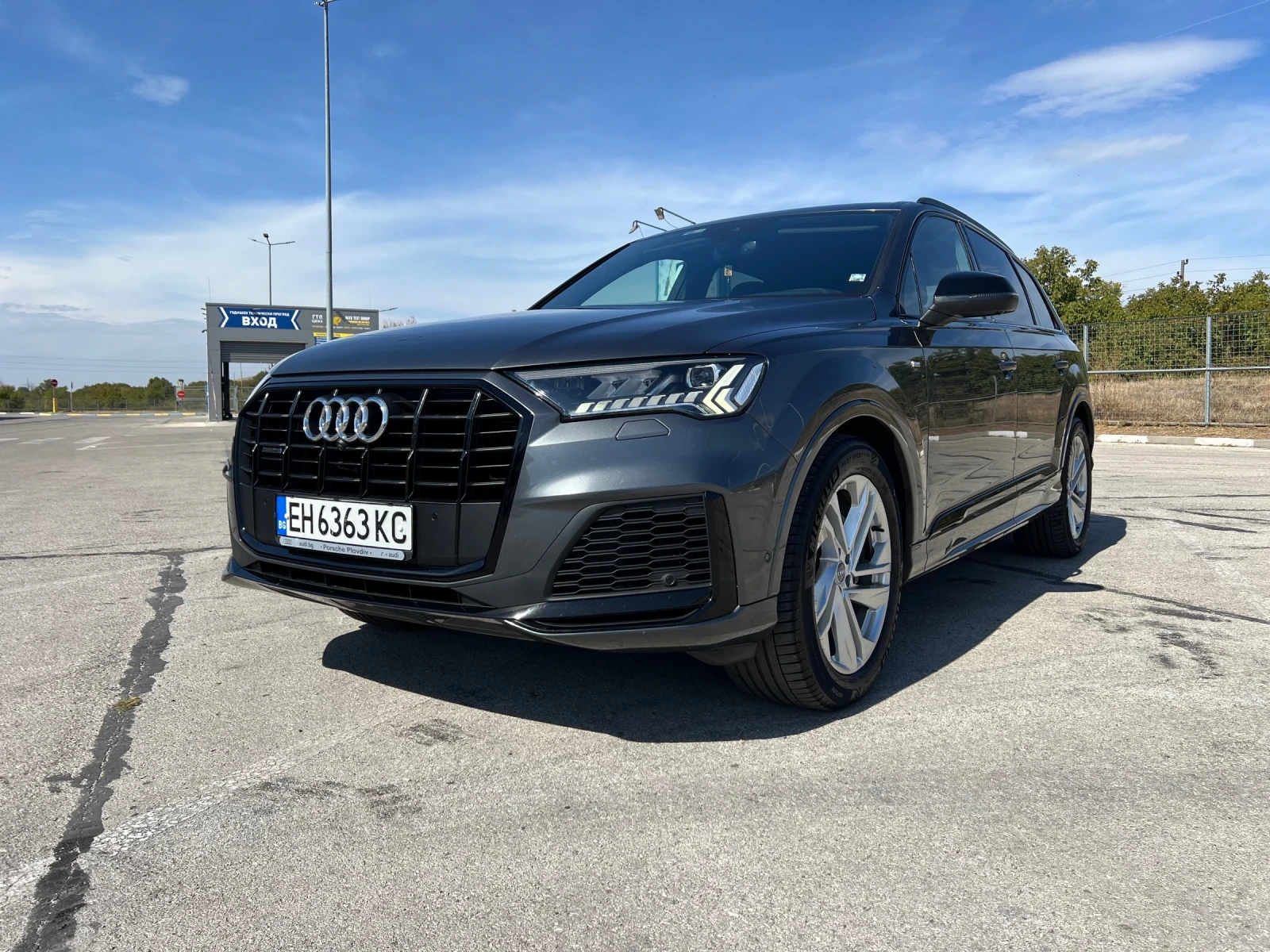 Audi Q7 50 TDI quattro - изображение 2