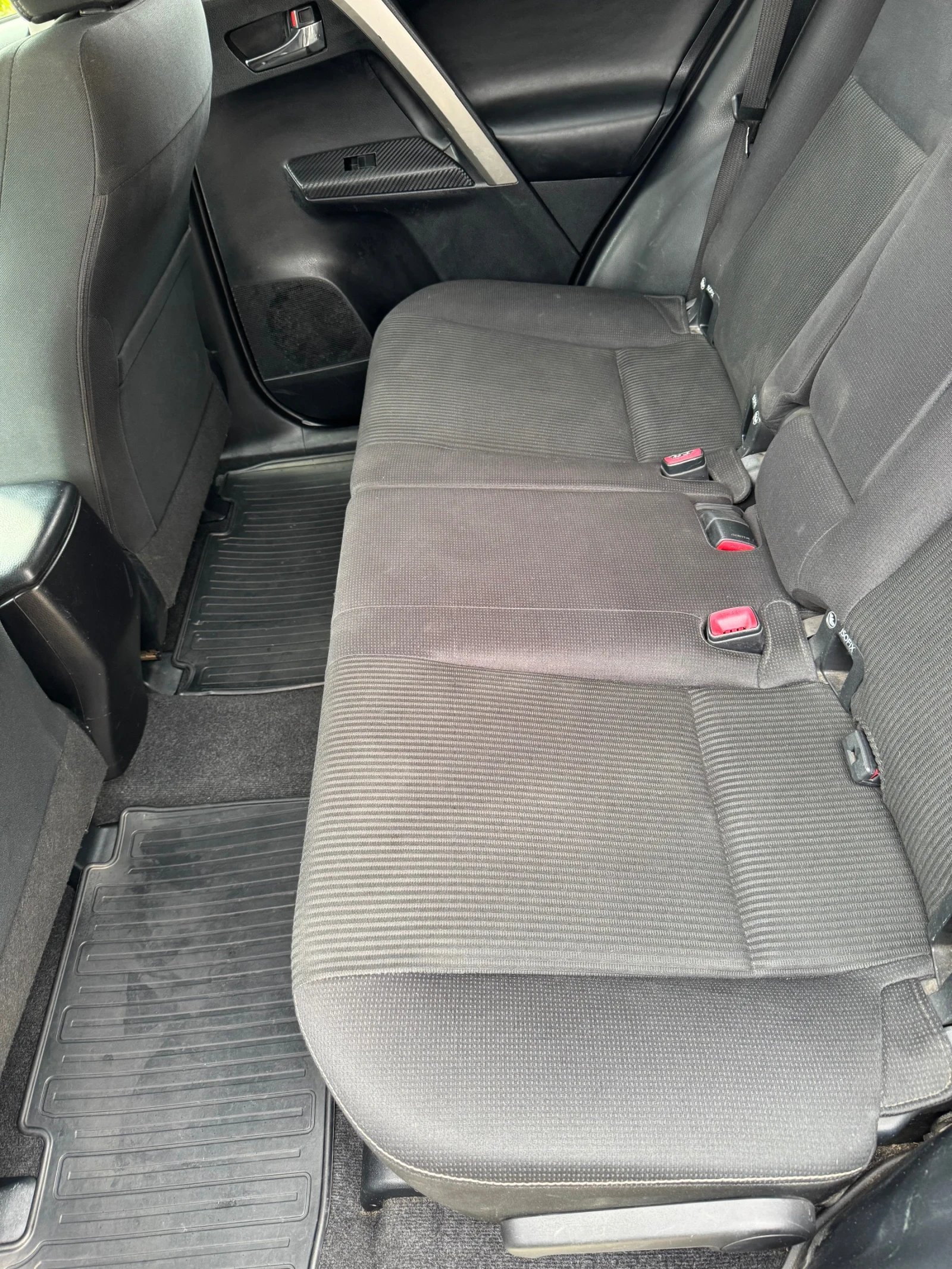 Toyota Rav4 2.0D 124кс - изображение 8