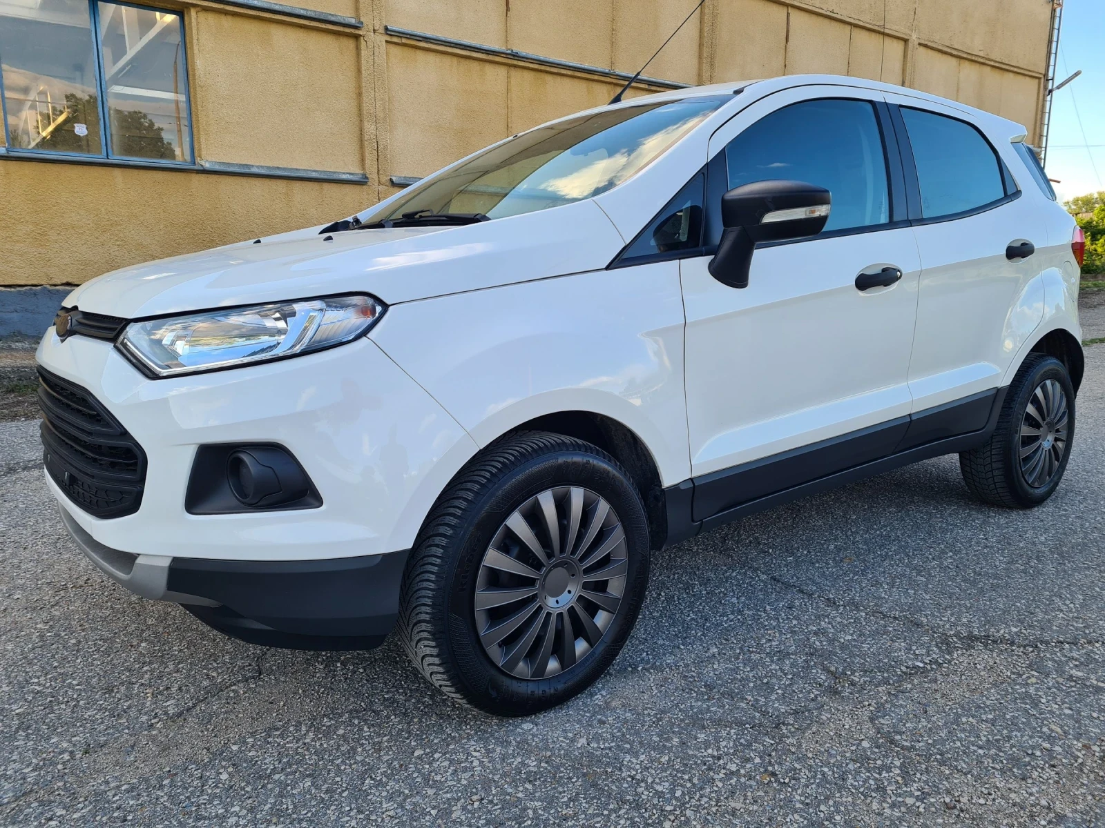 Ford EcoSport 1.5i/става на газ/автоматик  - изображение 3
