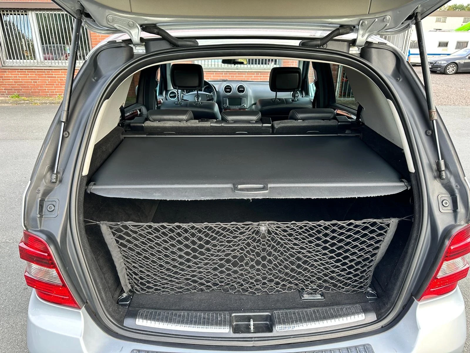 Mercedes-Benz ML 320  - изображение 6