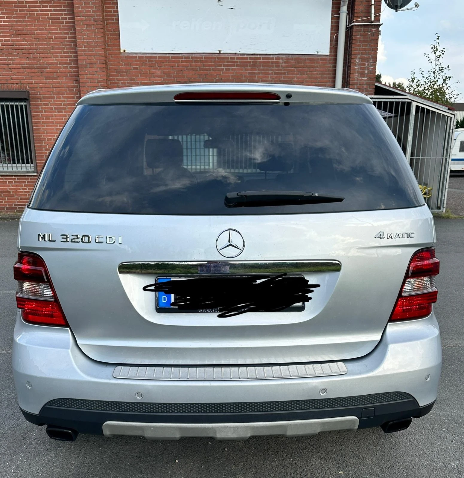 Mercedes-Benz ML 320  - изображение 7