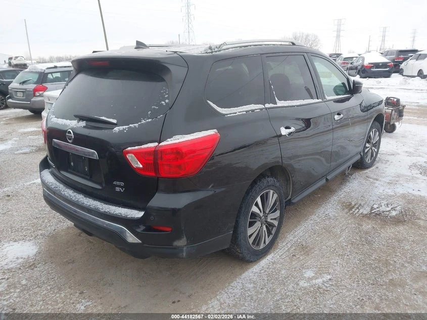 Nissan Pathfinder 3.5l Sv, снимка 4 - Автомобили и джипове - 54154215