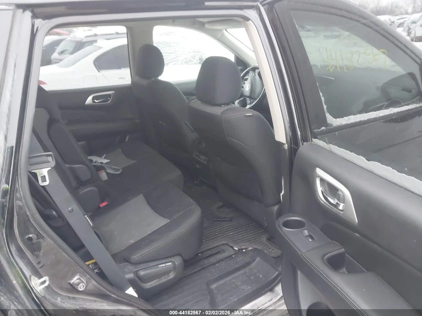 Nissan Pathfinder 3.5l Sv, снимка 8 - Автомобили и джипове - 54154215