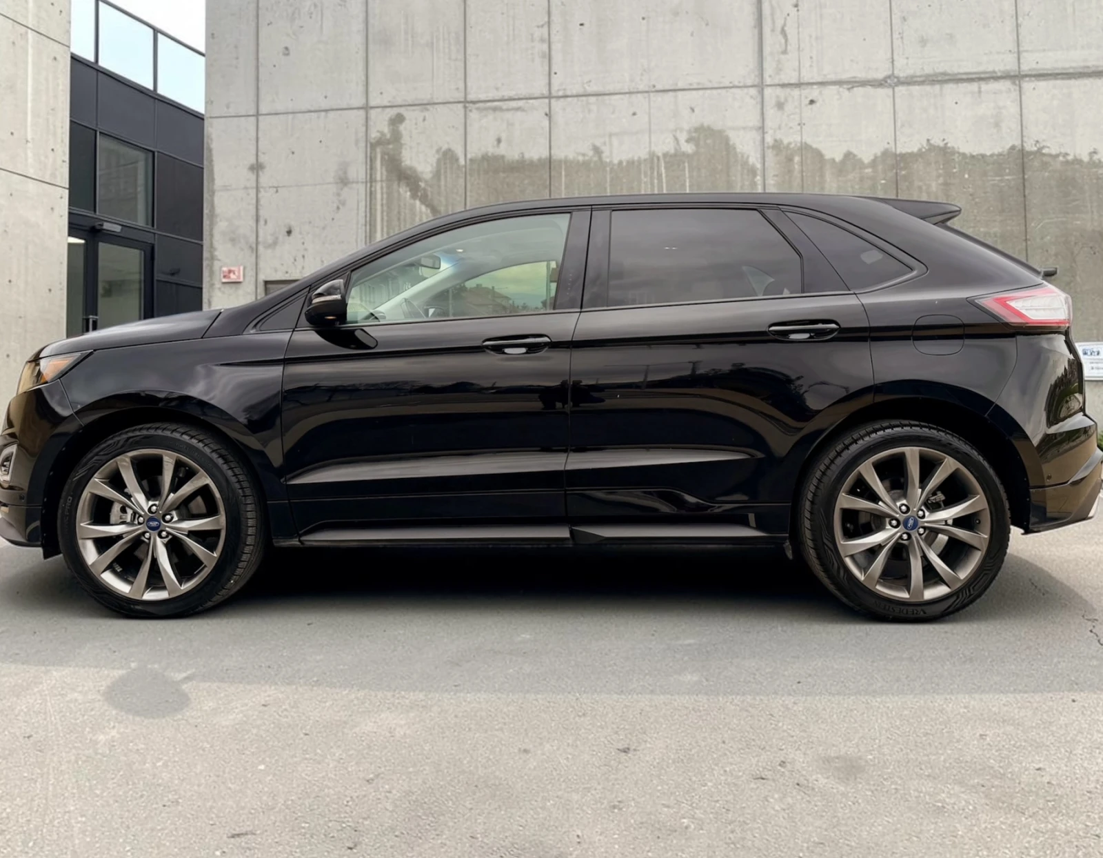 Ford Edge 2.7 EcoBoost AWD | Панорама | Sport , снимка 4 - Автомобили и джипове - 54169271