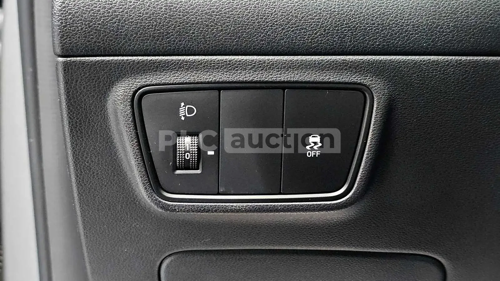 Hyundai Tucson КОЖЕН САЛОН* ПОДГРЕВИ, снимка 12 - Автомобили и джипове - 54188434