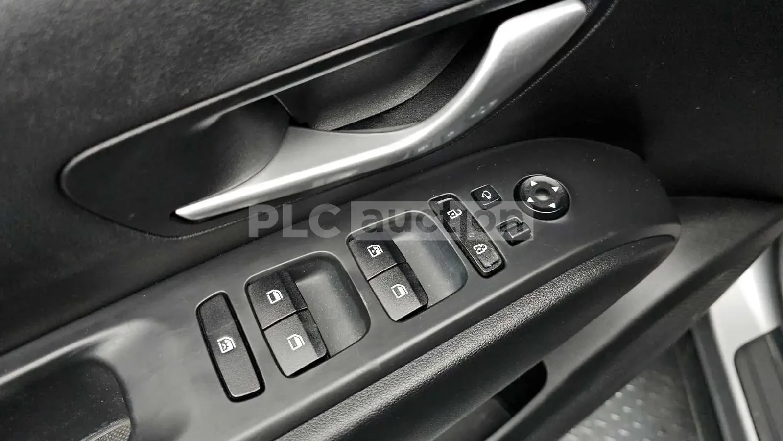 Hyundai Tucson КОЖЕН САЛОН* ПОДГРЕВИ, снимка 11 - Автомобили и джипове - 54188434