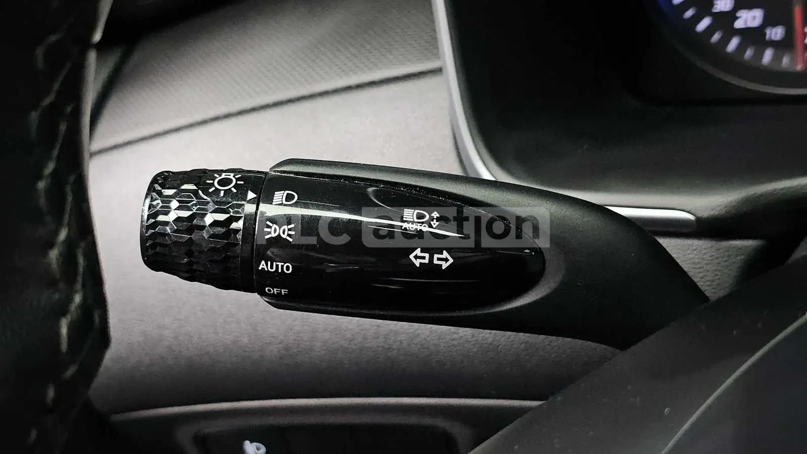 Hyundai Tucson КОЖЕН САЛОН* ПОДГРЕВИ, снимка 14 - Автомобили и джипове - 54188434