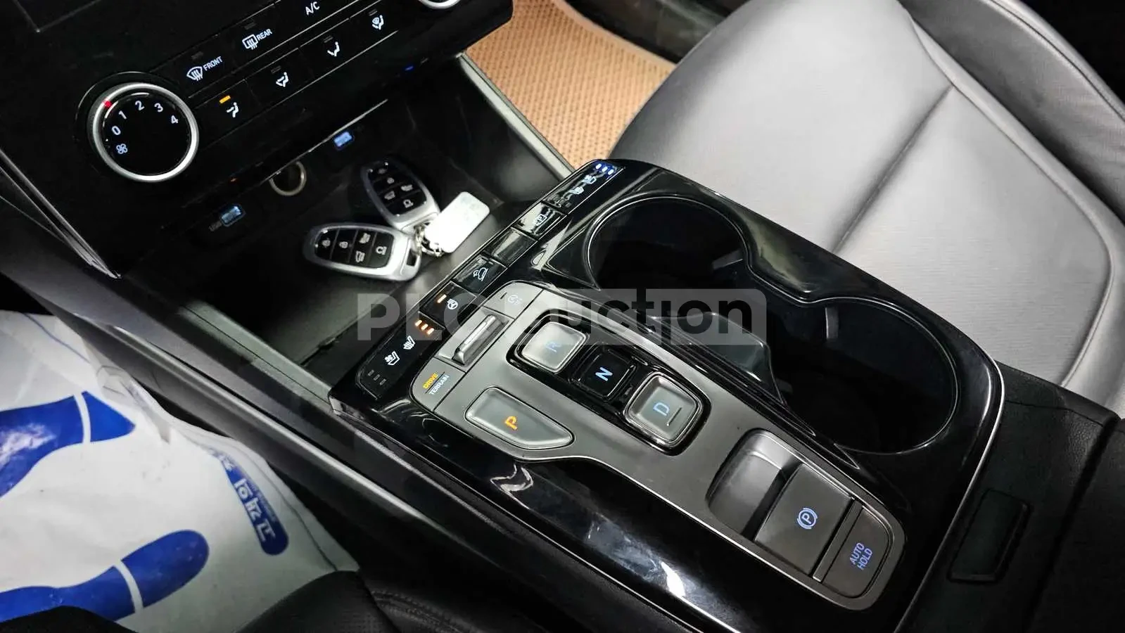 Hyundai Tucson КОЖЕН САЛОН* ПОДГРЕВИ, снимка 7 - Автомобили и джипове - 54188434