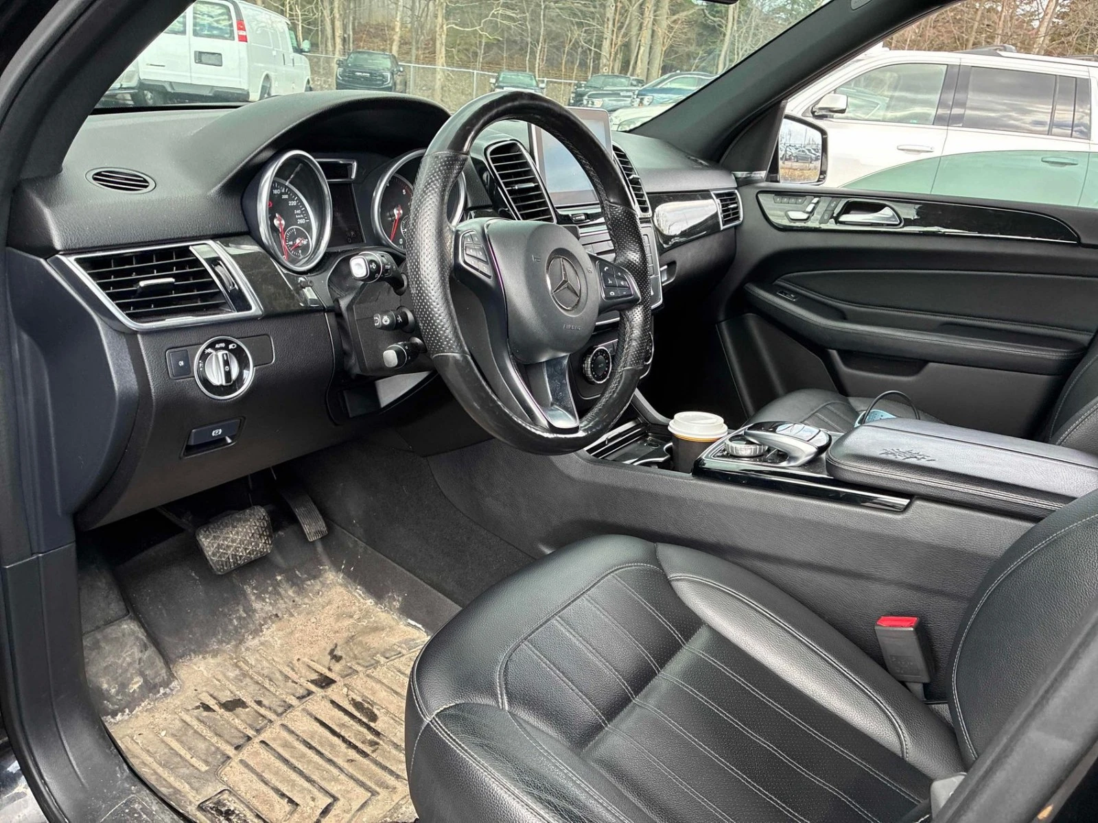 Mercedes-Benz GLE 350 АвтоКредит* (ЦЕНА ДО БГ), снимка 5 - Автомобили и джипове - 54217759